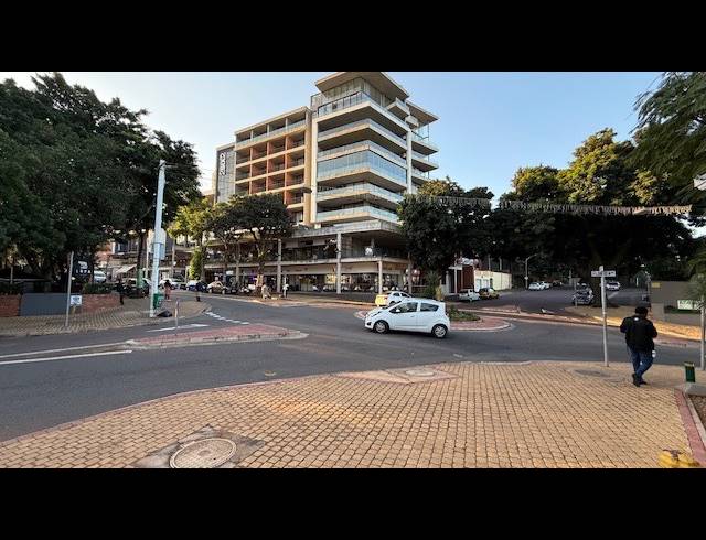 3 BEDROOM PENTHOUSE TO LET IN MORNINGSIDE